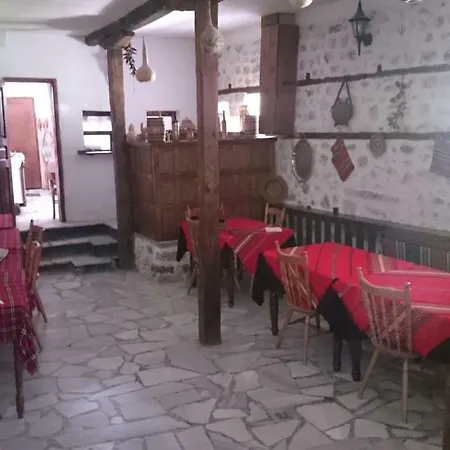 узуновата къща 2*