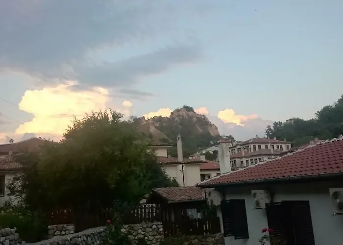 узуновата къща 2*