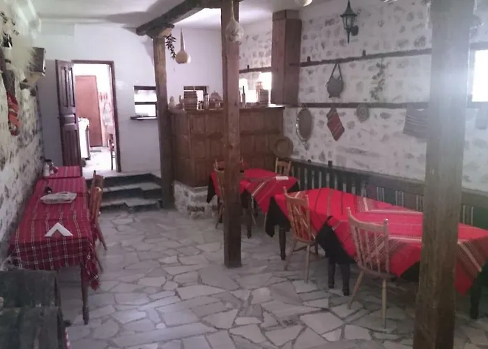 узуновата къща 2*