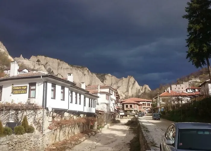 Gæstehus узуновата къща